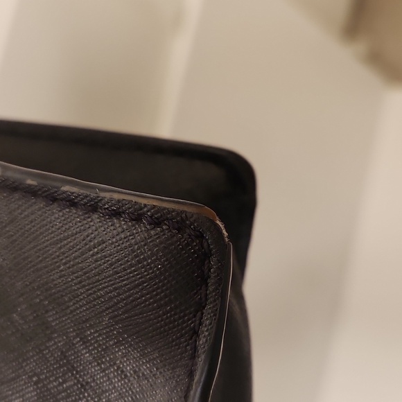 Kate Spade New York Women's Black Saffiano Leather Crossbody - Picture 11 of 16